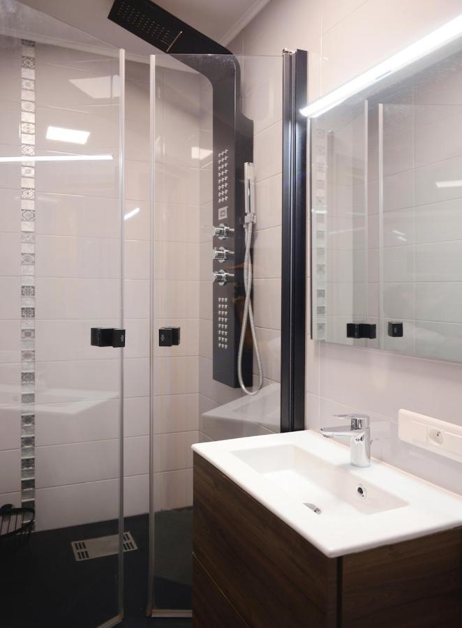 2Bdr Reine Astrid Apartment Cannes Luaran gambar